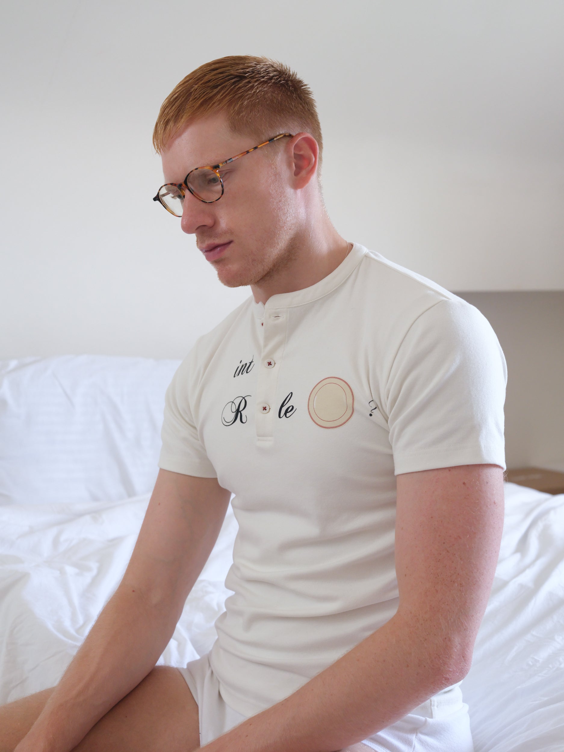 SLIM-FIT RIBBED HENLEY T-SHIRT